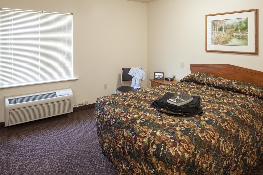 Woodspring Suites Fort Wayne Exterior foto
